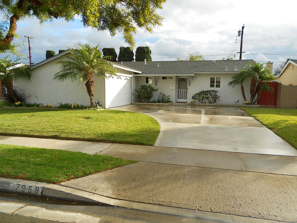 1st image of 7958 Cyclamen Way