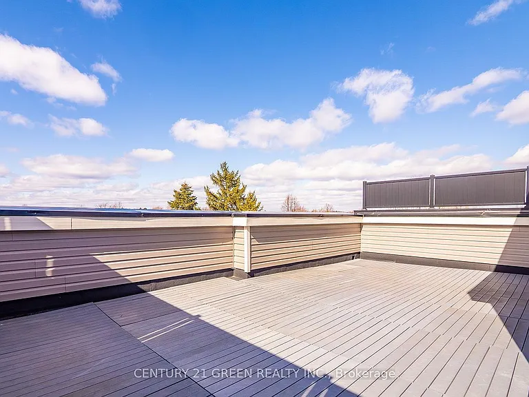 383 Dundas St E #76 — Photo 43