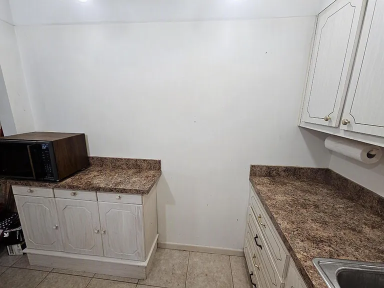 2381 Sunset Ave #106 — Photo 4