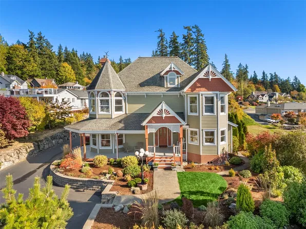 17686 Fjord Drive NE, Poulsbo, WA 98370