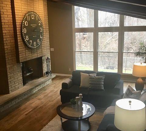 4th image of 1500 Hideaway Ln