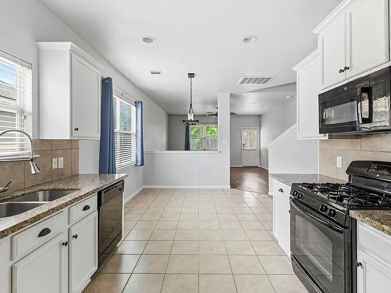 11502 Stonepine Meadow Ct — Photo 9