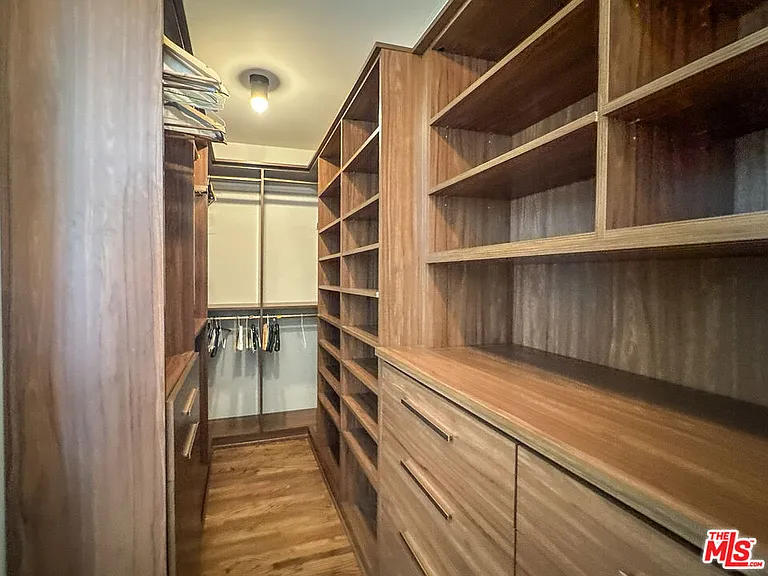 345 Westbourne Dr — Photo 23