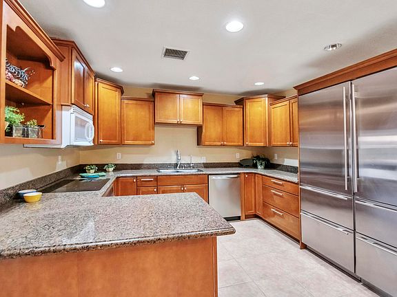 4th image of 2361 E Dolphin Ave