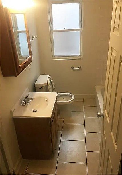 2nd image of 6011 S Talman Ave
