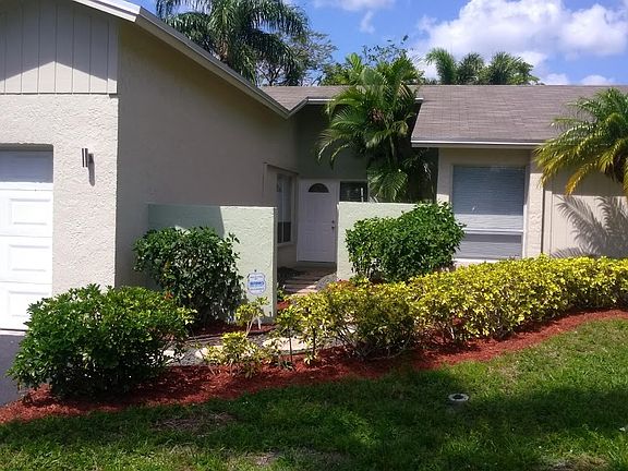 2nd image of 339 NW 39th Way