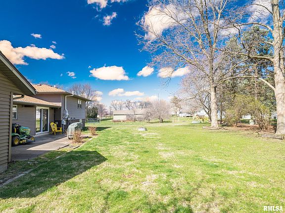 4th image of 24 Parkview Ct