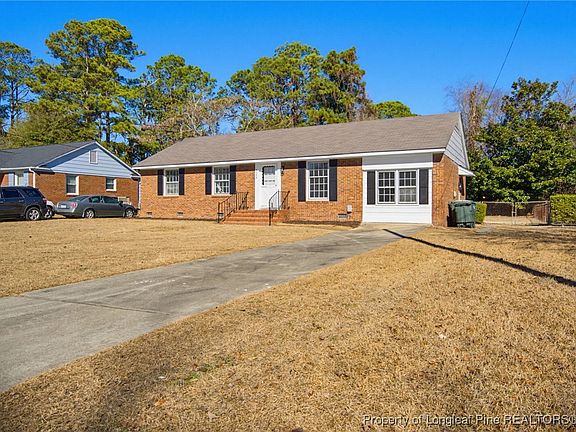 3rd image of 5156 Hewitt Dr