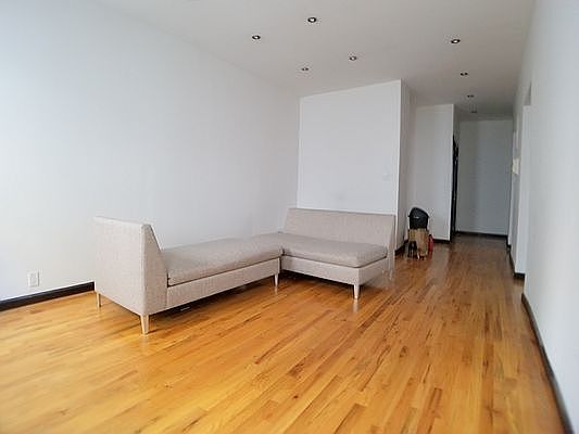 4th image of 320 Lincoln Pl APT 3A