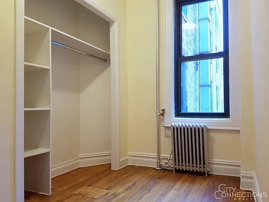 Rented by City Connections Realty | media 20