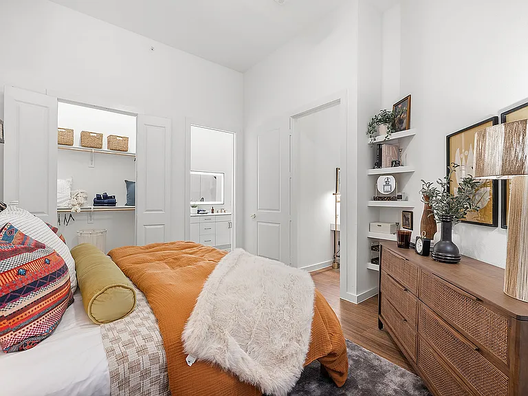 The Mercury Bedroom