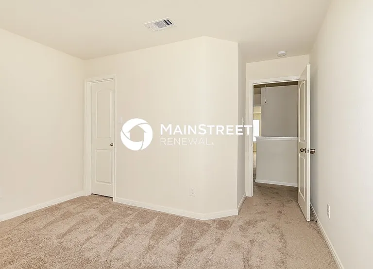 24143 Wilde Dr — Photo 9