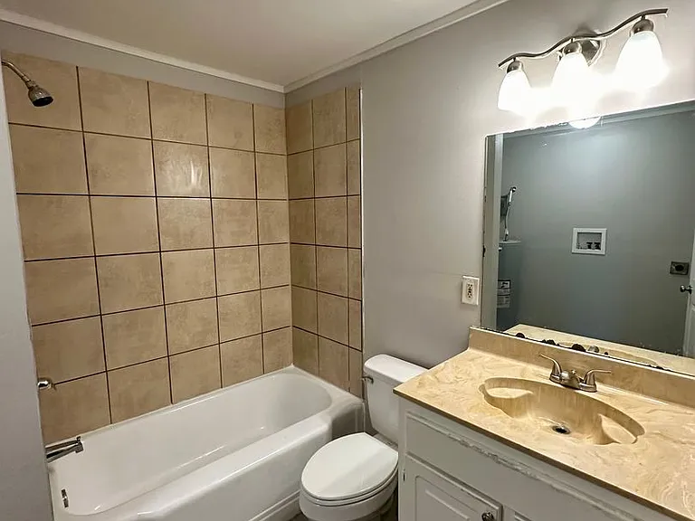 312 Cooper St — Photo 8