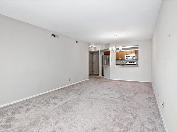 5th image of 5376 N Kenrick Parke Dr APT 105