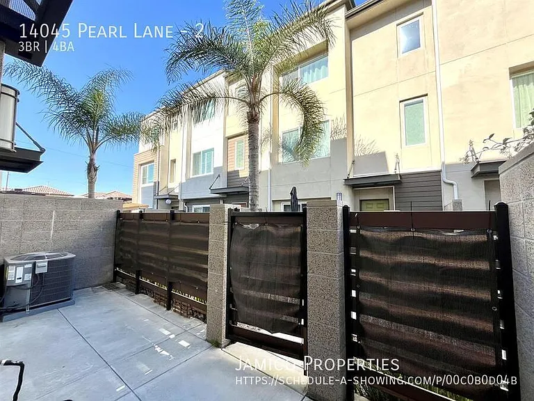 14045 Pearl Ln #2 — Photo 3