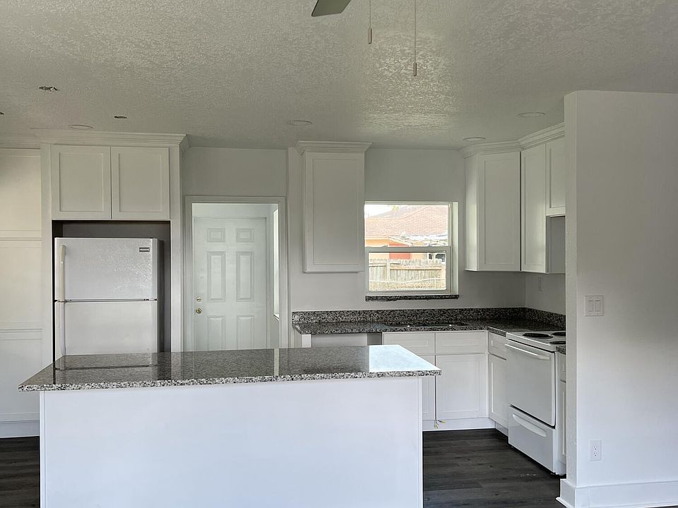 1st image of 108 Lado Ln