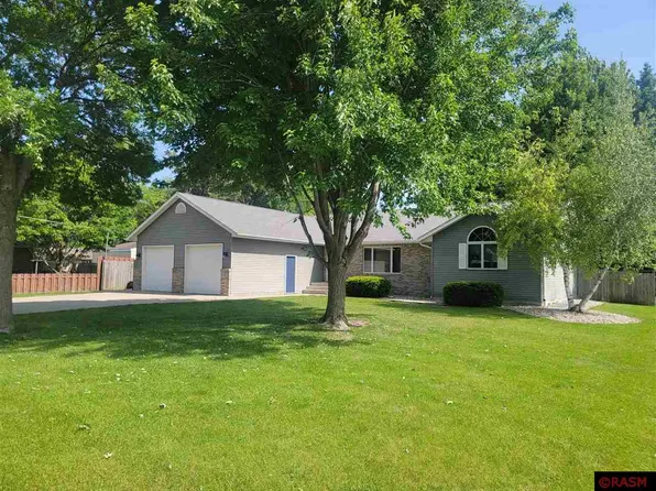 151 Goodyear Ave, Mankato, MN 56001
