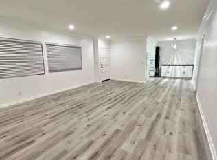 5354 Lindley Ave APT 309, Encino, CA 91316