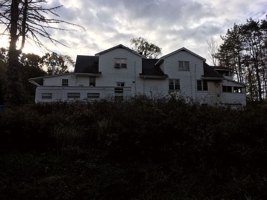 1st image of 34 Ketchum Rd