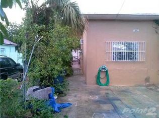 1227 NW 69th St, Miami, FL 33147