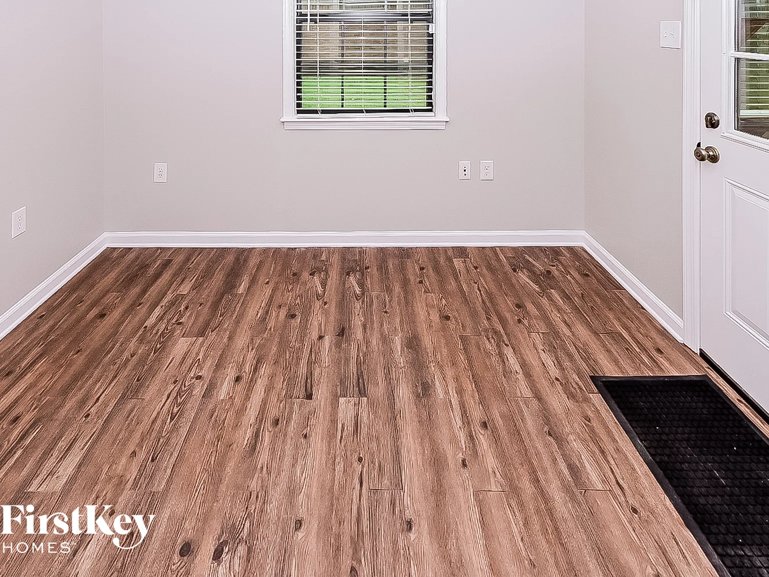 3 bed, 2.0 bath, 1676 sqft, $1,835 — Photo 2