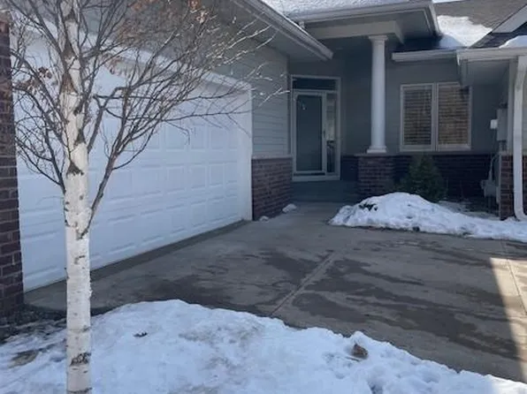 6018 Clarion Cir, Minnetonka, MN 55343