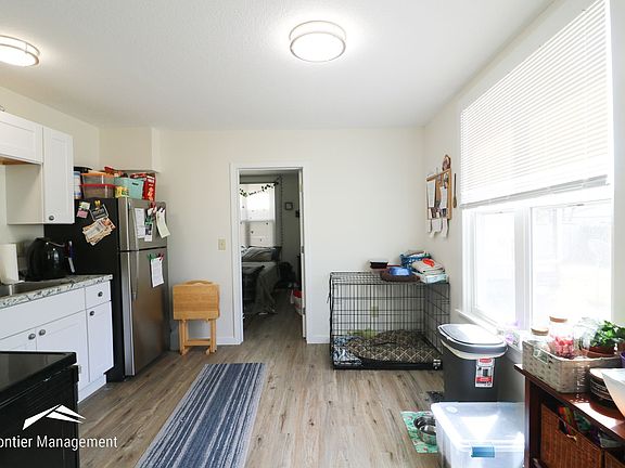 3rd image of 220 N Juliette Ave APT 1