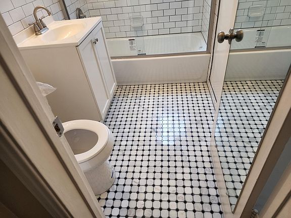 2nd image of 3856 1/2 Sawtelle Blvd #3856-1/2