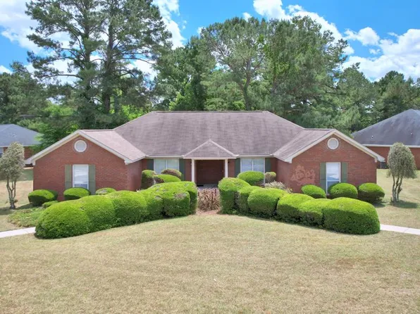 100 Augusta Ct, Leesburg, GA 31763