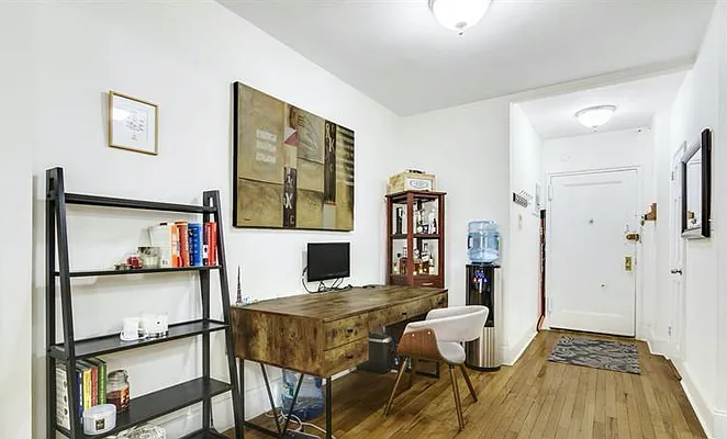 Rented by Compass | media 19