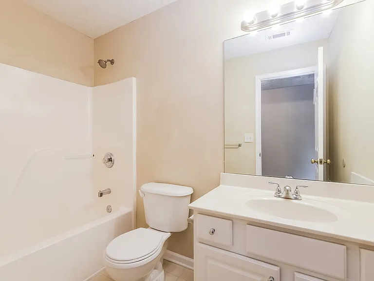 4065 Crescent Walk Ln — Photo 16