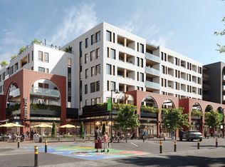 2245 McAllister Ave #301, Pt Coquitlam, BC V3C 2A9