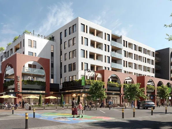 2245 McAllister Ave #301, Pt Coquitlam, BC V3C 2A9