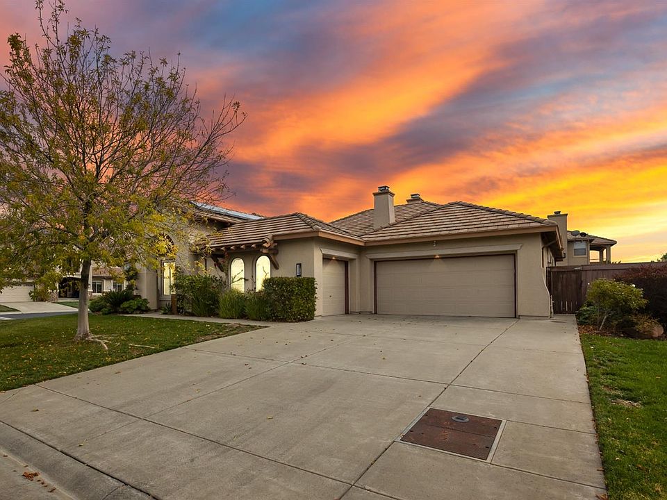 1st image of 33329 Merganser Ct