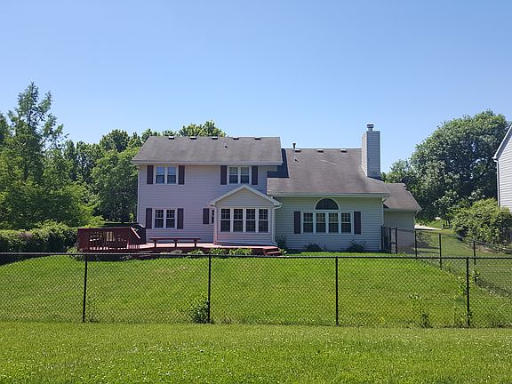 3rd image of 310 W Orchard Ave
