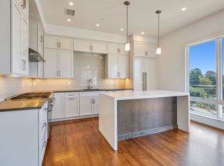 Marina Court, Mamaroneck, NY 10543