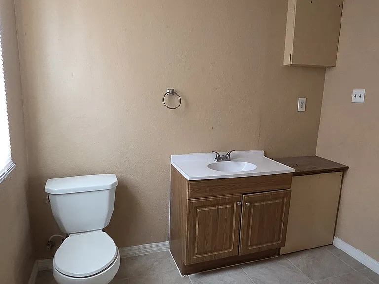 66021 S Colorado St #1 — Photo 6