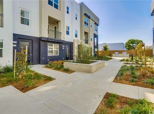 2306 Synergy, Irvine, CA 92614