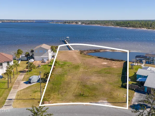 741 N Bay Dr, Lynn Haven, FL 32444