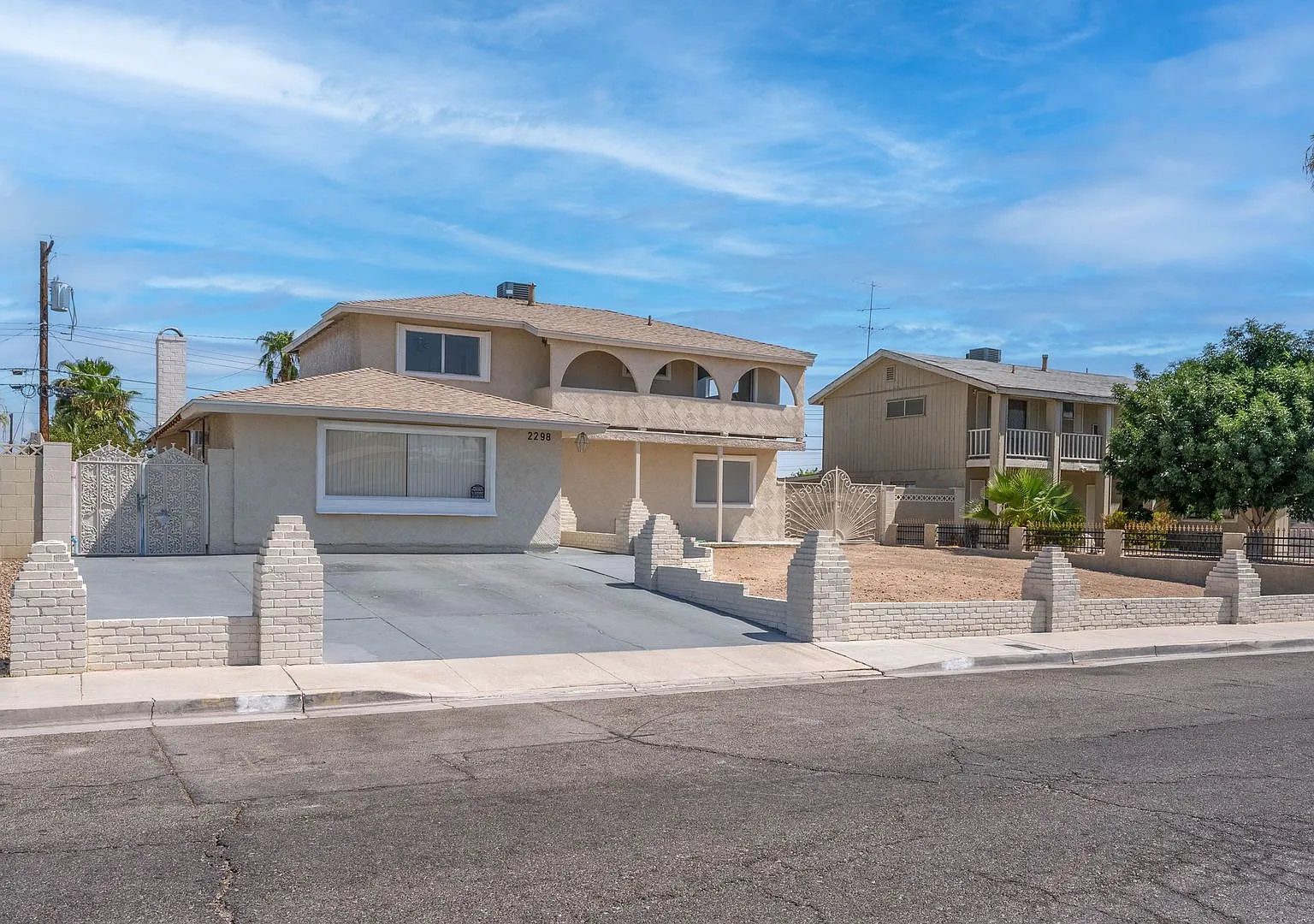 2298 Golden Arrow Drive, Las Vegas, Nevada 89169 View — Photo 3