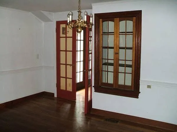 2 bed, 1.5 bath, 2427 sqft, $2,750 — Photo 4