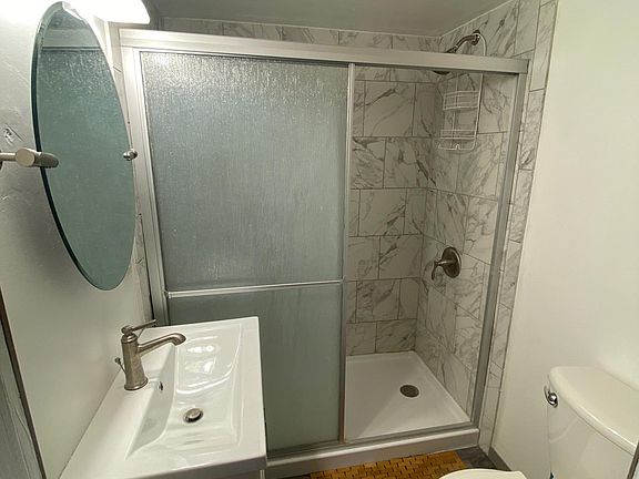 5th image of 621 S Smalley St #1