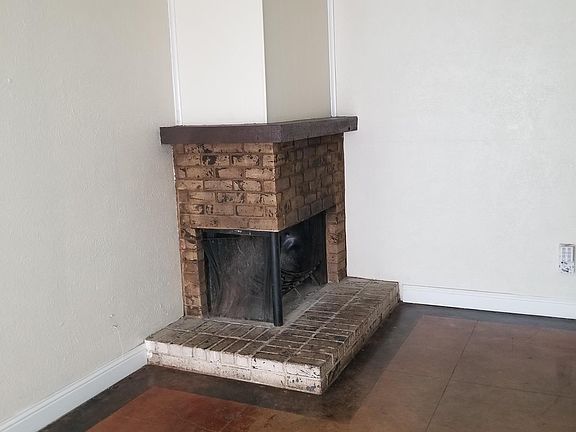 4th image of 3201 Statler Dr
