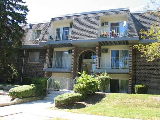 1st image of 838 McIntosh Ct APT 208