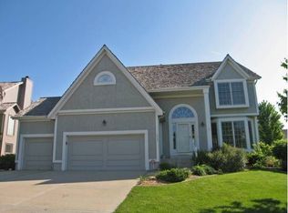14113 Parkhill Ln, Overland Park, KS 66221