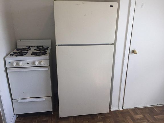 5th image of 3672 Karwin Dr