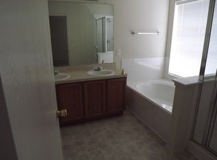 8500 Buffalo Creek Dr, Fort Worth, TX 76131