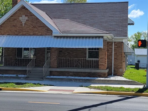 1040 N Main St, Rushville, IN 46173