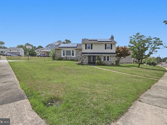 2nd image of 5824 Oakland Rd