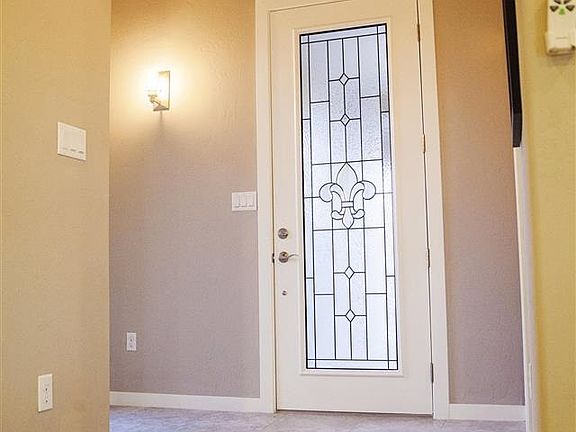 3rd image of 2527 Penasco Pl
